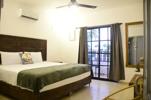 Hostal Marina Samana