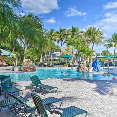 Luxury Golf Villa in Beautiful Lely Resort w/ Pool