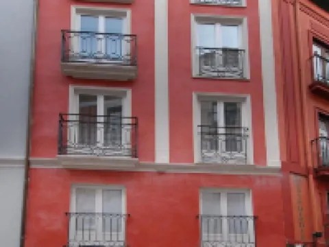 Hostal RiMboMbin Hotels near Palacio de Castifale - Archivo Municipal.
