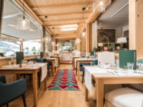Berghotel - Sexten Hotels in Sesto