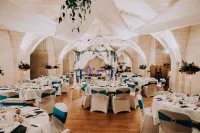 Les Chambres de l'Abbaye Hotels in Saintes
