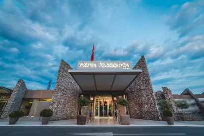 波德戈裏察酒店