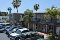 Seaside Motel - parking