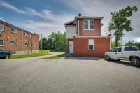 Convenient Jennings Apartment, 12 Mi to St Louis!