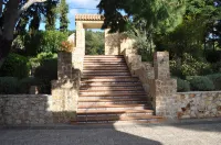 Akraion Hotels in North Athens