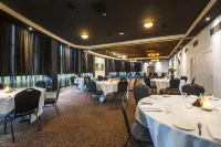 나이트캡 앳 시퍼드 호텔