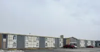 โรงแรม Travelodge โดย Wyndham Sarnia - ที่มีที่จอดรถ