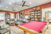 On 7 Acres! Riverfront Estate w/ Views in Denton - 2-Star