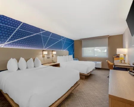 Comfort Inn River's Edge Hoteles en Municipio de Huron