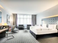 Premier Inn Köln City Mediapark Hotels near Eigelstein Torburg
