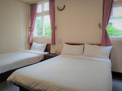 Rich Zone Hotel