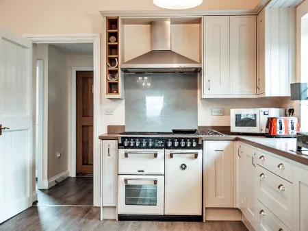 The Park Отели в г. Крейвен Армс