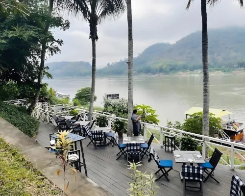 Villa Thida Mekong Riverside Hotels near Manivanh College