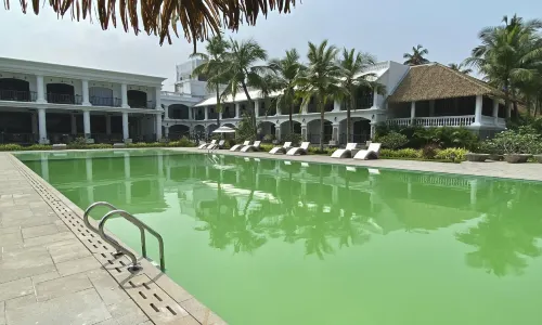 Lagoon Sarovar Premiere Resort - Pondicherry