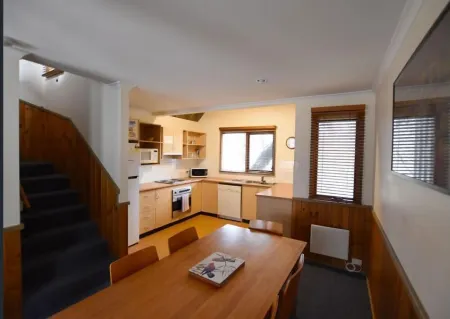 Ringer- High Country Apartment Отели рядом с достопримечательностью «Dinner Plain Onsen»