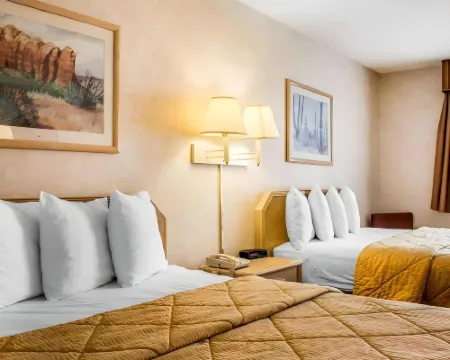 Quality Inn & Suites Yuma Hotels in Yuma