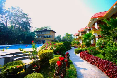 Hotel Jungle Crown