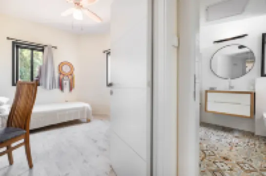 Ramat Hasharon Duplex Rooftop Oasis with Shelter Hotels in Petach Tikva