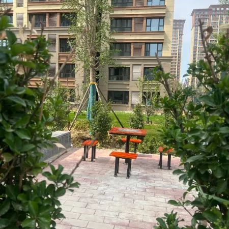 Yue'an Homestay (Xihuan South Street)