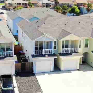 Peaceful Paradise Private Pool, Balcony Views + 5 Mins to Whitecap Beach Hotel Exterior