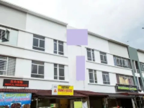 988 Hotel Hotels near Sultan Ibrahim Stadium