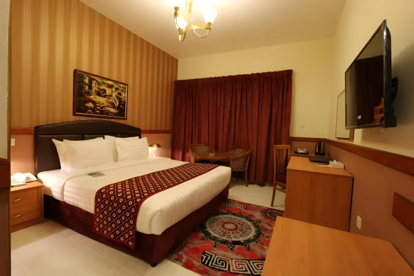 New California Hotel