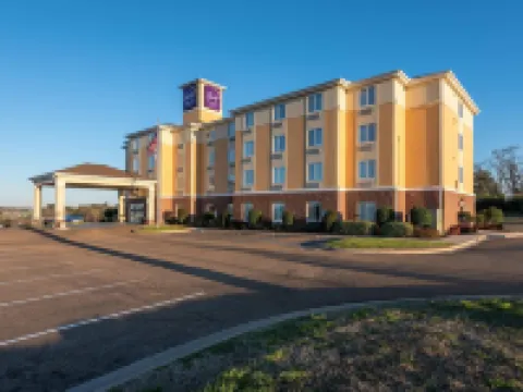 スリープ イン & スイーツ ラストン ニア ユニバーシティ ラストンのホテル