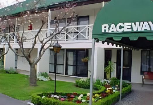 레이스웨이 모텔