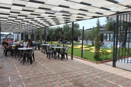 Address Küçükkuyu Отели в г. Kucukkuyu