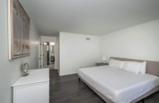 Lark Meadow Retreat Sleeps 10!