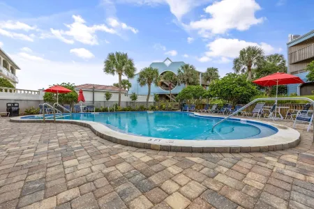 Hibiscus By the Sea - Stay for 5