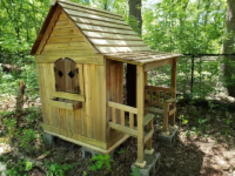 Dream Vacation Home on 2 acres w/hot tub - Close to beaches & wineries