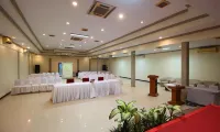 Grand Trisula Hotel Indramayu - Bintang 2