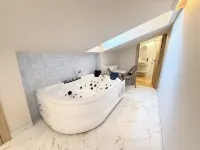 Akla Burgo de Osma - Hot Tub