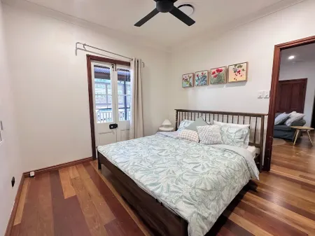 House of Fairy Wren - Fully renovated charming Queenslander! 10 Mins to BNE CBD!