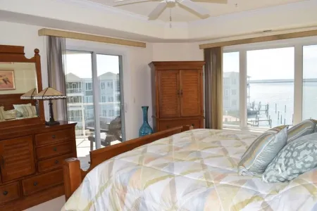 Sunset Bay Villa 315-WATERFRONT! Pool and Fishing Dock