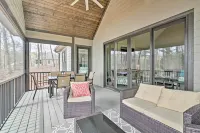 Lake Keowee Home with Balcony and Boat Dock! - Pools