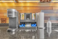 Chic Downtown 2BR Condo walk to The Well Arena