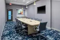 Home2 Suites by Hilton Northville Detroit - Pet Friendly