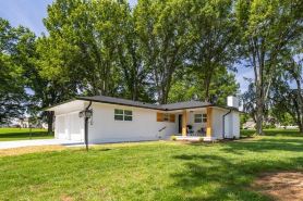 Private home near Greensboro GSO Airport 20% off in checkout limited time