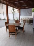 Cozy house 500m from the beach in Guarujá, pet friendly