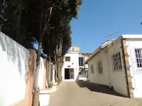 Diamond Apt with Wifi, Netflix,YouTube& Dstv فنادق في Johannesburg South