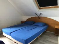 House on the waterfront and 5min walk from the IJsselmeer 메뎀브릭 호텔