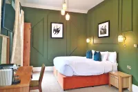 The Alyth Hotel Hotels in Blairgowrie