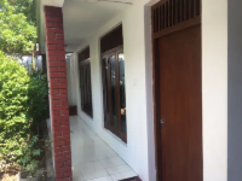Family friendly 2-Bed house in centrally located place 拉亞吉里亞酒店