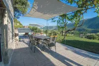 Ein Romantisches Natursteinhaus mit Pool in Dalmatien