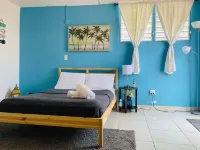 Caracoles #1 Apartment 7 Min to Airport & FREE WI-FI