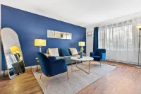 Cozy Modern Townhome in Unbeatable Chesterton Location Hotels in Chesterton