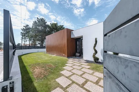 Luxurious and spacious house in Azeitão Отели рядом с достопримечательностью «HALLO»