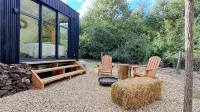 The Minimalists, Tiny House in the heart of Sologne Hotels in Ligny-le-Ribault